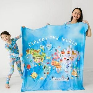 NEW Little Sleepies Around The World Map blue Large Cloud Blanket